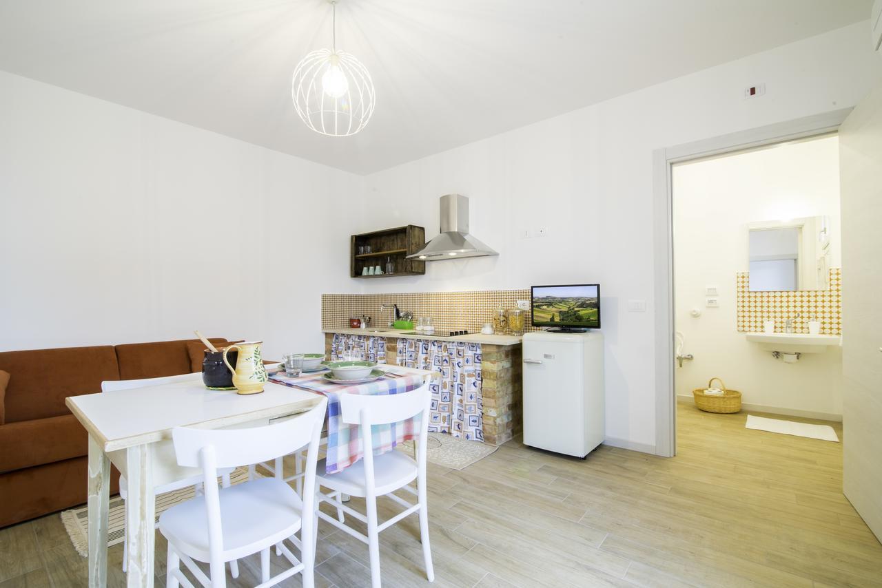 La Viola E Il Sole - Alloggi E Glamping - Fermo Extérieur photo